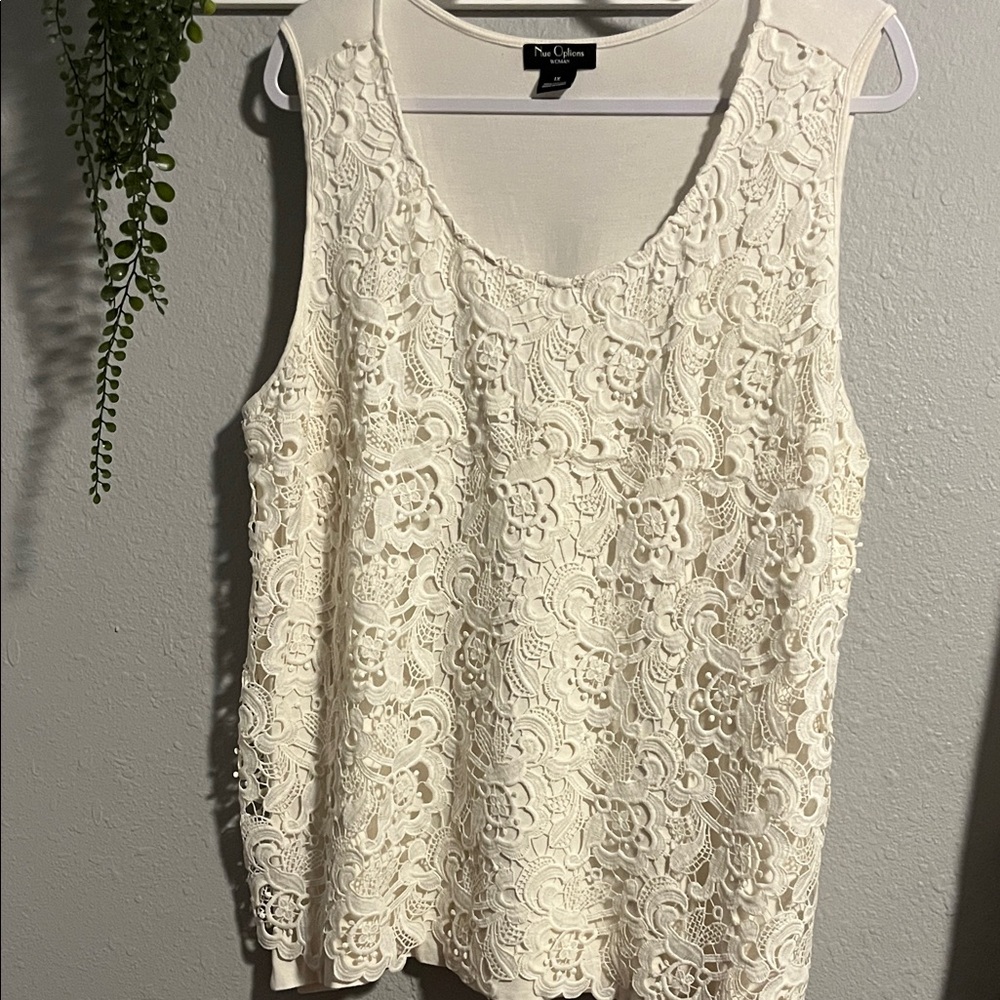 Nue Options Woman Ivory Lace Sleeveless Top Crochet Tank Top